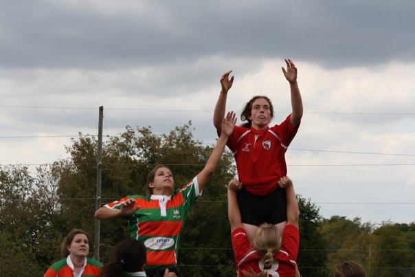 Wisconsin lock Jenny Pederson in the lineout. 